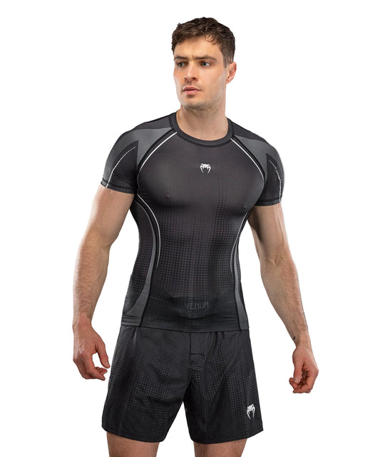 Venum Stealth Rashguard Short Sleeve Zwart/Wit