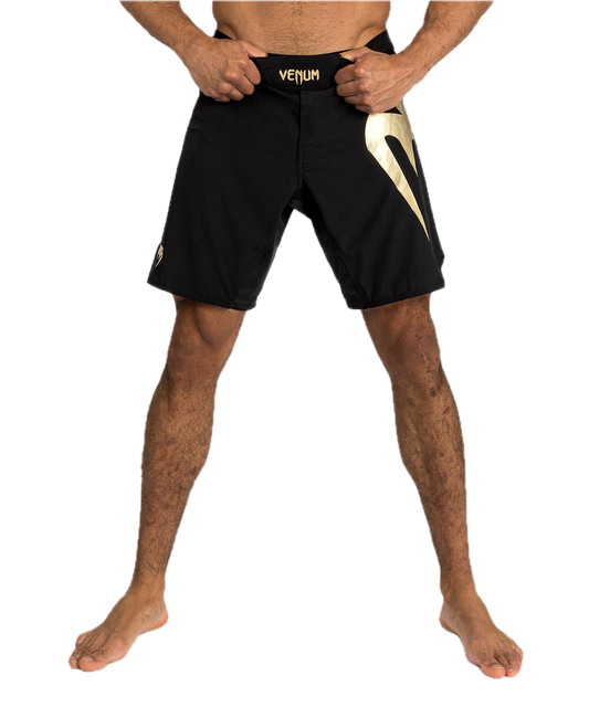 Venum Fightshort Light 5.0 Zwart/Goud