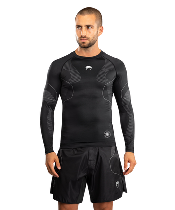 Venum Rashguard Nexus Lange Mouw Zwart/Zilver