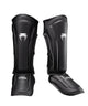 Venum Stealth Scheenbeschermers Zwart/Wit