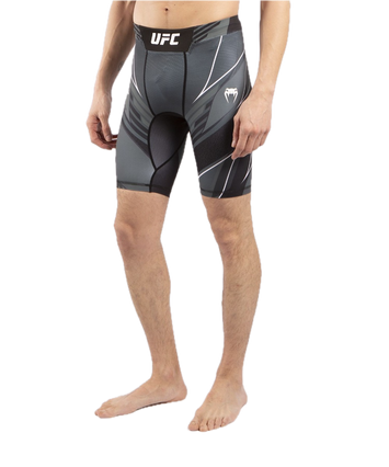 UFC VENUM PRO LINE VALE TUDO HERENSHORT - ZWART